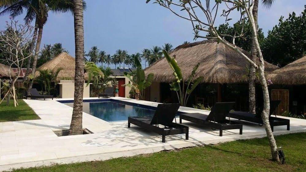 Mama Bella's Retreat Couette-café Senggigi